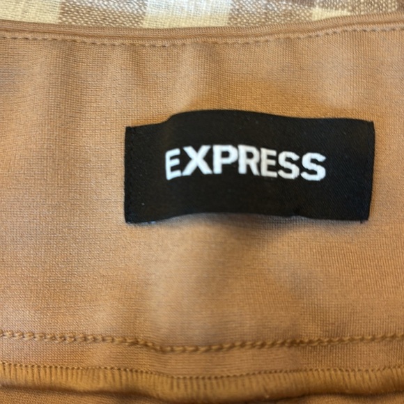 BNWOT EXPRESS Women's Tan High-Waisted Ankle Pants - Picture 5 of 7